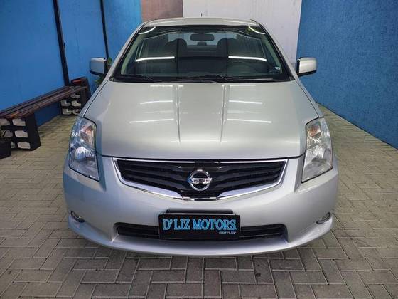NISSAN SENTRA 2.0 S 16V FLEX 4P AUTOMÁTICO NISSAN SENTRA 2.0 S 16V FLEX 4P AUTOMÁTICO